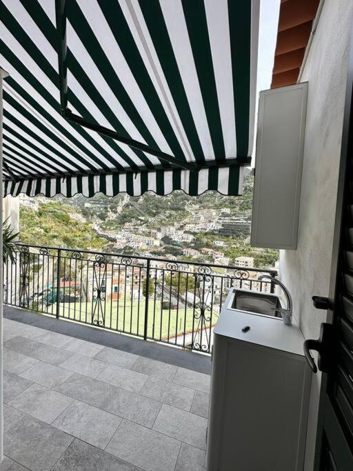 Villa Casa Vacanza La Peonia Minori Exterior foto
